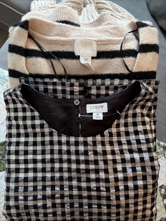 J. Crew Tops - J. Crew 👑🛍️ Black & Cream Gingham Top NWT NEW BUNDLE W/ 2 FREE H&M sweaters